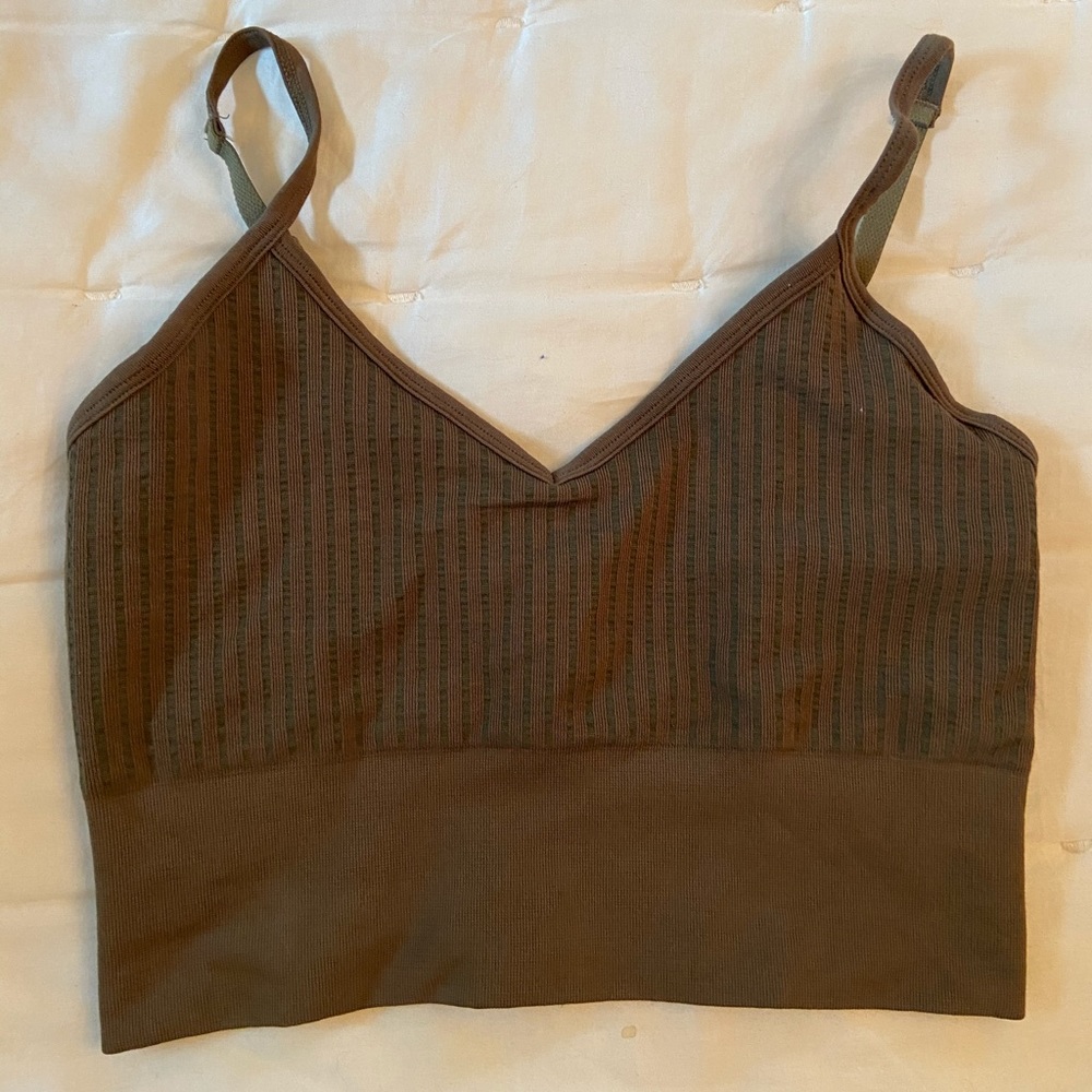 Fabletics cropped tank